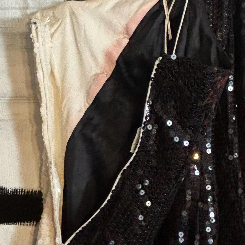 Designer Alyce designs size six black and white sequins ballgown Size M / US 6-8 / IT 42-44 - 7 Thumbnail
