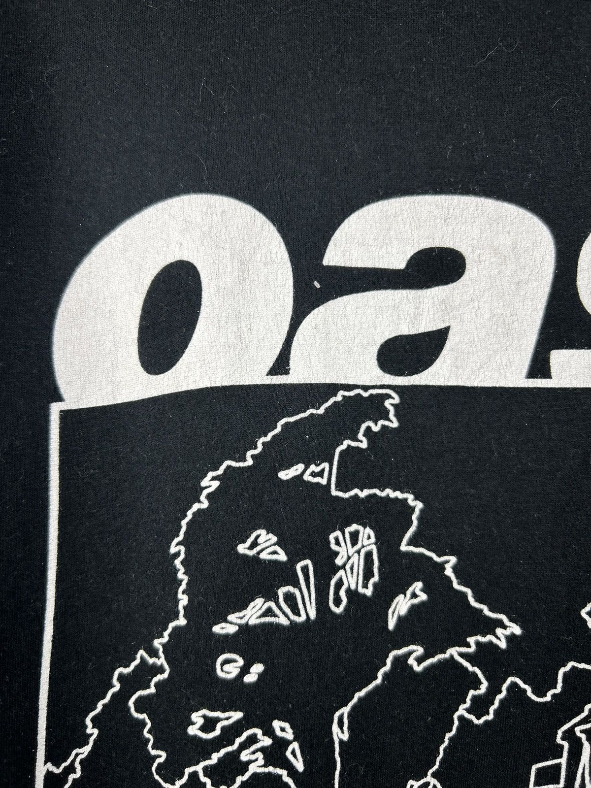 Band Tees Oasis Be Here Now Band T shirt Size US M / EU 48-50 / 2 - 3 Thumbnail