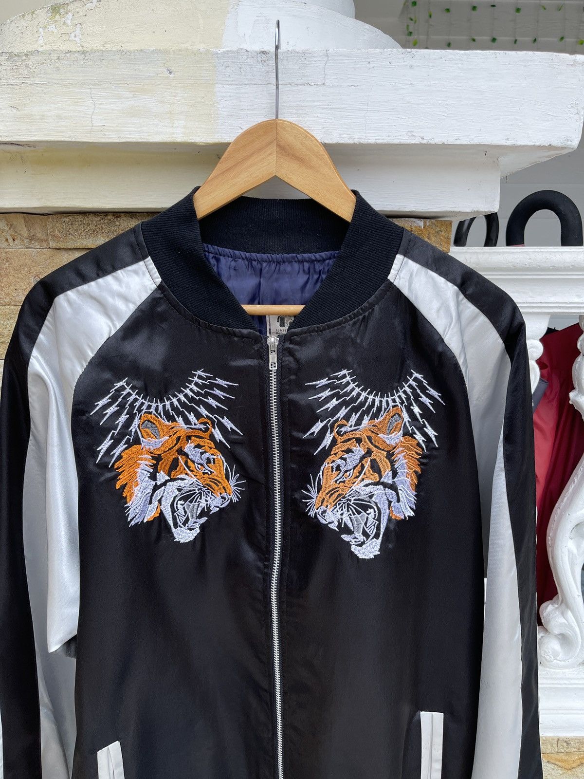 Karakuri Tamashii Rare🔥Japanese Sukajan Tiger Embroidery Jacket Size US XL / EU 56 / 4 - 3 Thumbnail