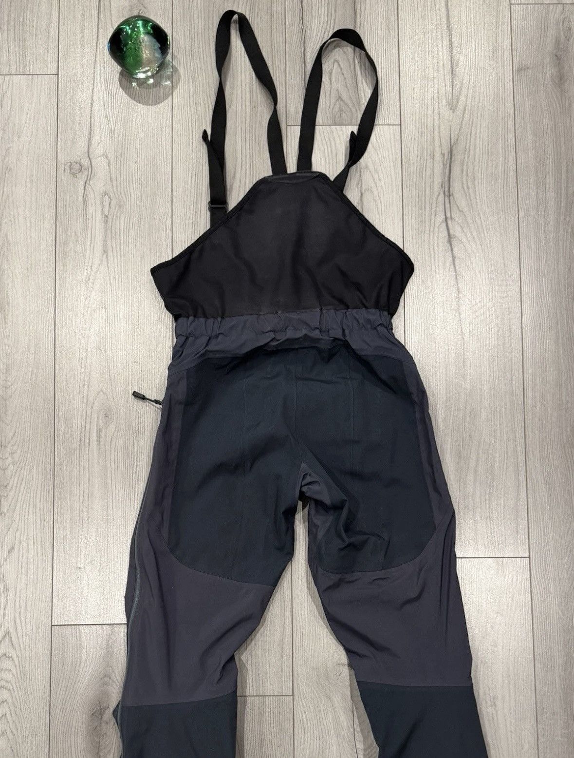 Arc'teryx Arc’teryx Bin Overalls Gore-Tex XCR Bib Mens Size Small Size US 30 / EU 46 - 13 Thumbnail