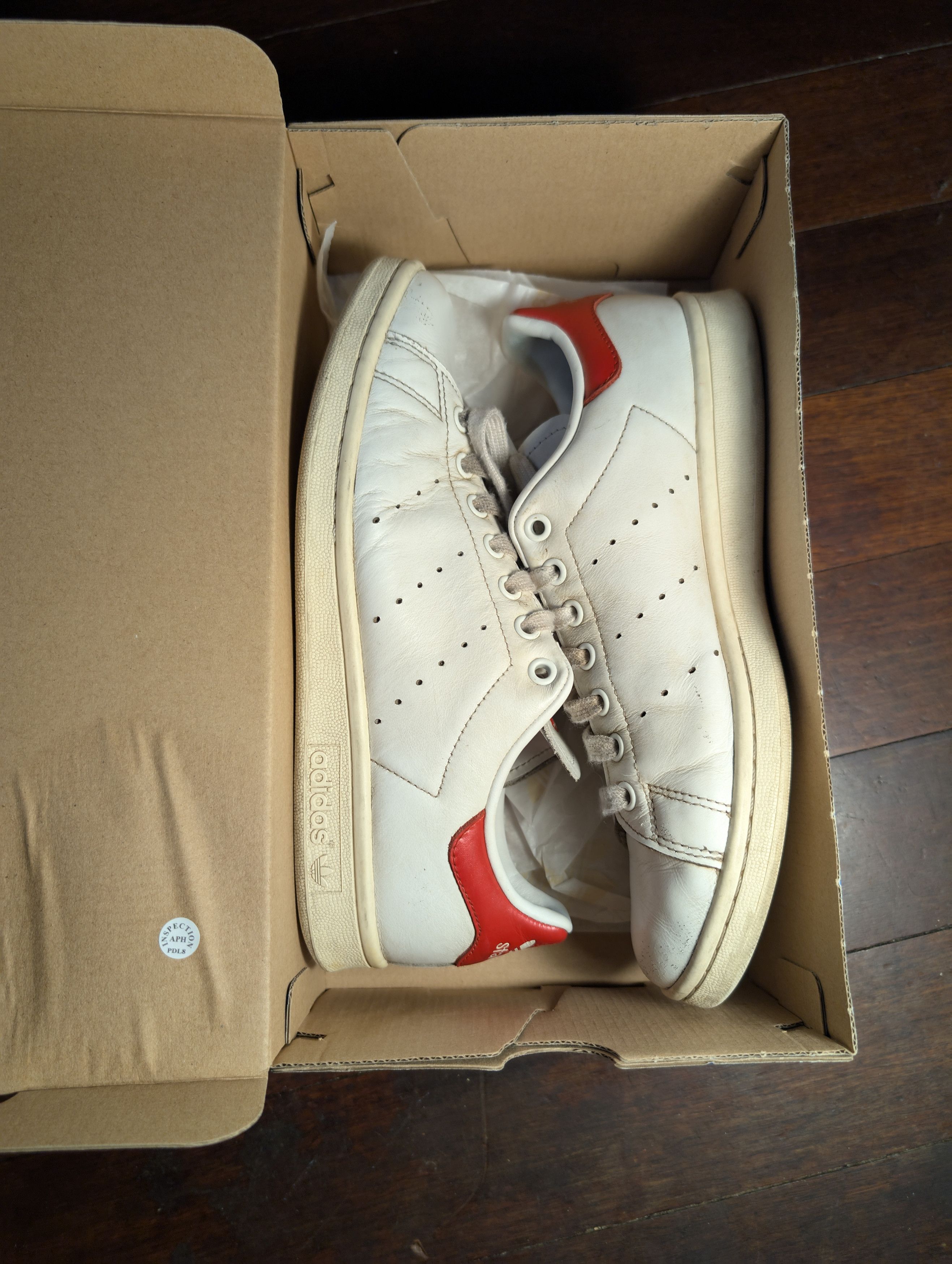 Adidas Stan Smith 'Valentine's Day Red' (2020) UK 8 Size US 8.5 / EU 41-42 - 9 Thumbnail