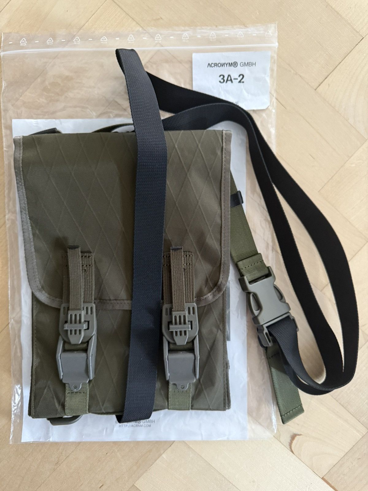 Acronym ACRONYM 3A-2 X-PAC OLIVE Size ONE SIZE - 2 Thumbnail