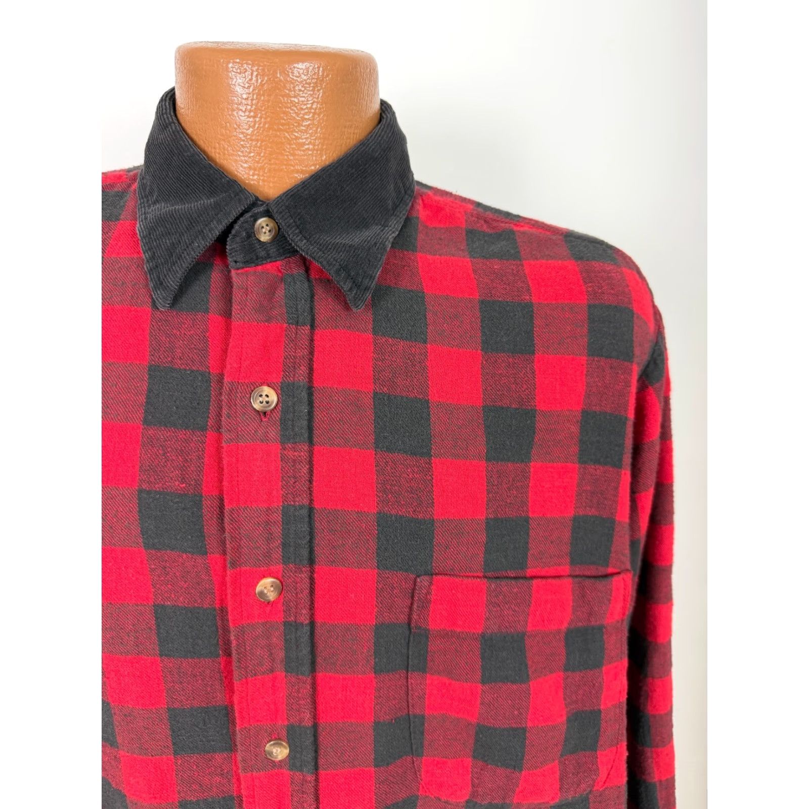 Vintage VINTAGE Claybrooke Flannel Shirt Men Large Red Black Check Corduroy Collar 90s Plaid Button-Up Size US L / EU 52-54 / 3 - 3 Thumbnail
