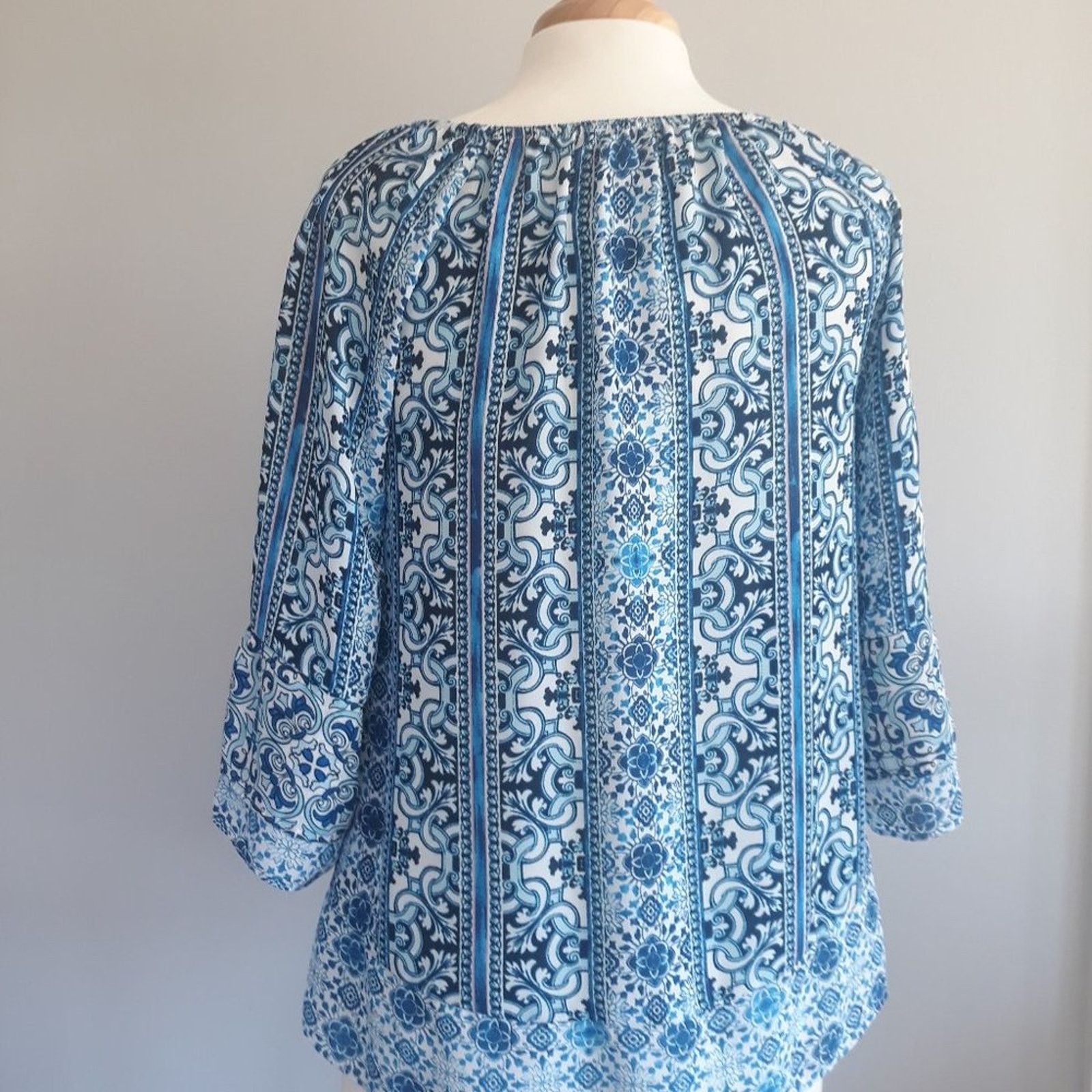 Other * New Directions Blue Suzani Print Peasant Boho Top SZ S Size S / US 4 / IT 40 - 3 Thumbnail