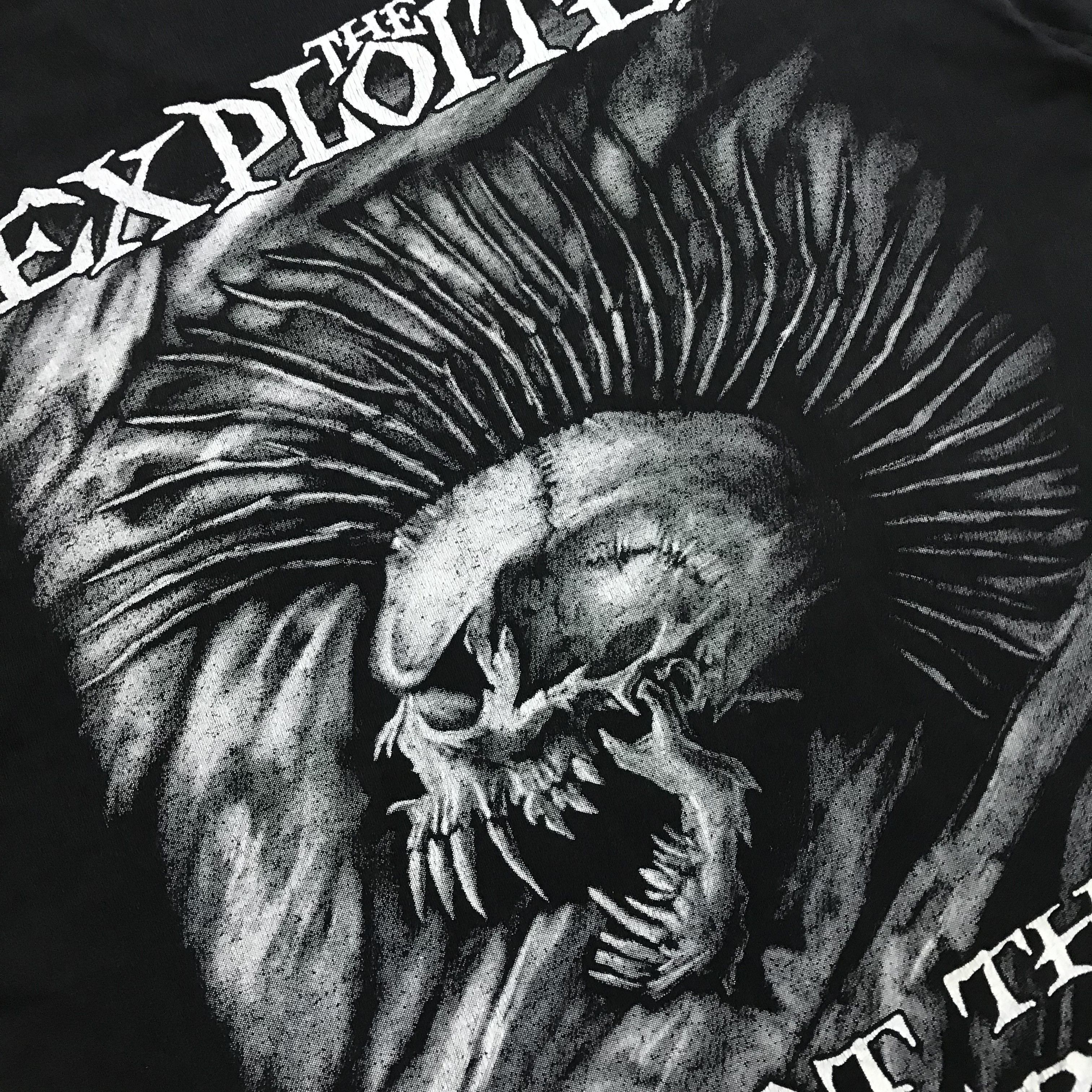 Band Tees THE EXPLOITED Beat the Bastards 1996 T-Shirt Tee Rare Punk Size US M / EU 48-50 / 2 - 8 Thumbnail