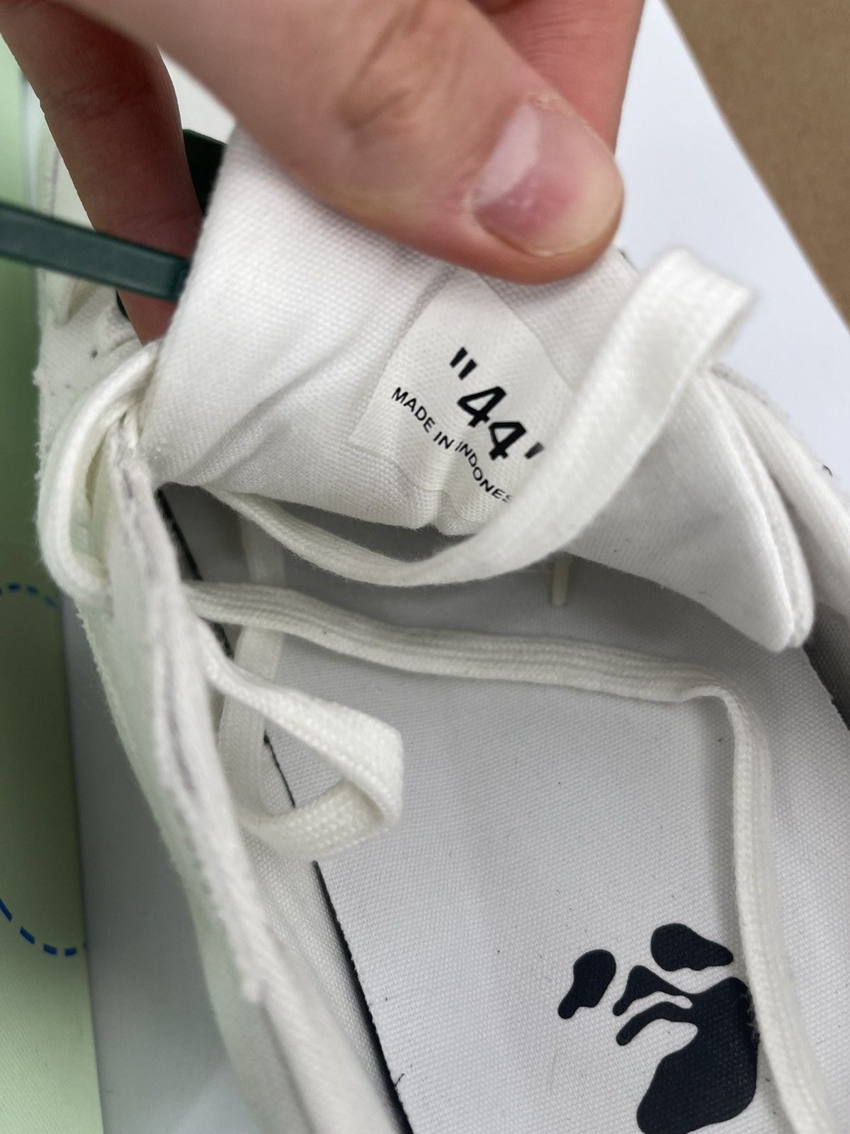 Off-White Off white canvas sneakers Size US 11 / EU 44 - 5 Thumbnail