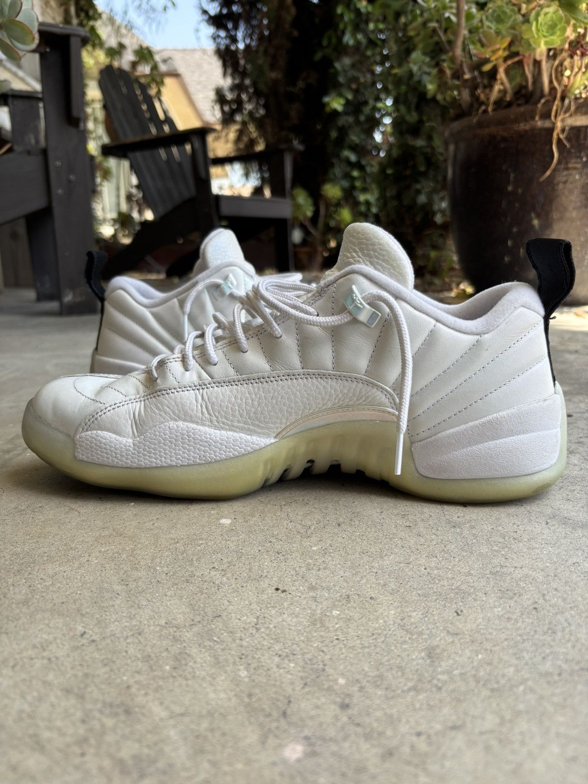 Jordan Brand Air Jordan Retro 12 Low Easter Size US 12 / EU 45 - 4 Thumbnail