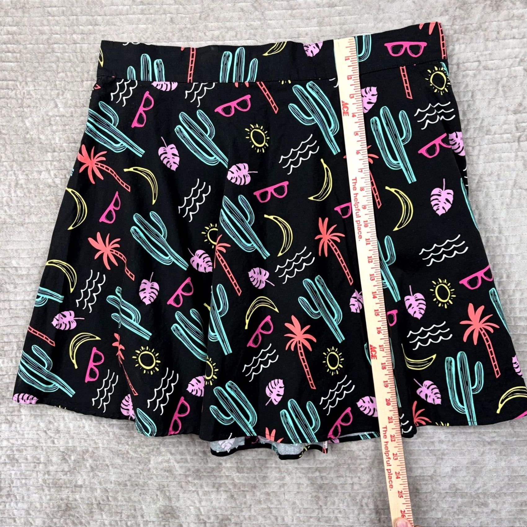 Vintage Retrolicious Skirt 1X Black Neon Cactus Palm Tree Novelty Print Skater Mini USA Size 40" / US 18 - 3 Thumbnail