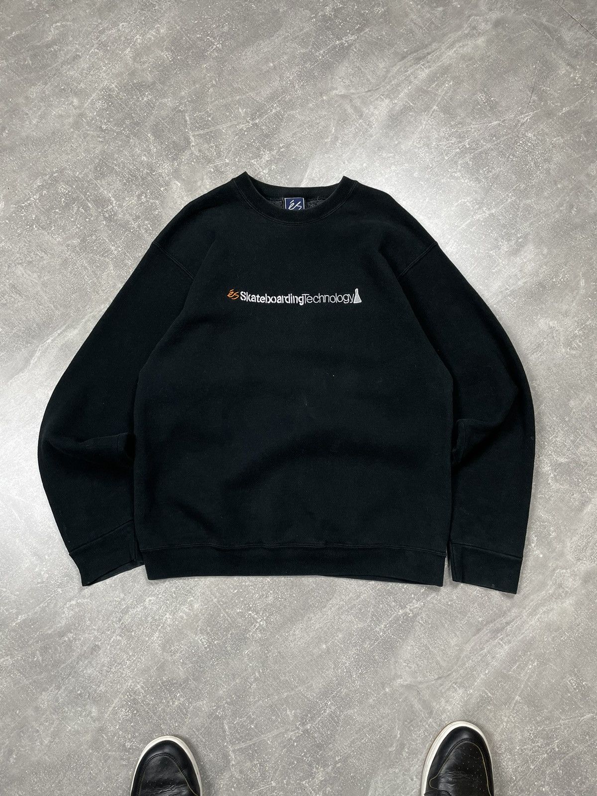 Vintage × eS Rare ES Skateboarding Footwear Sweatshirt Made in USA Size US L / EU 52-54 / 3 - 2 Thumbnail