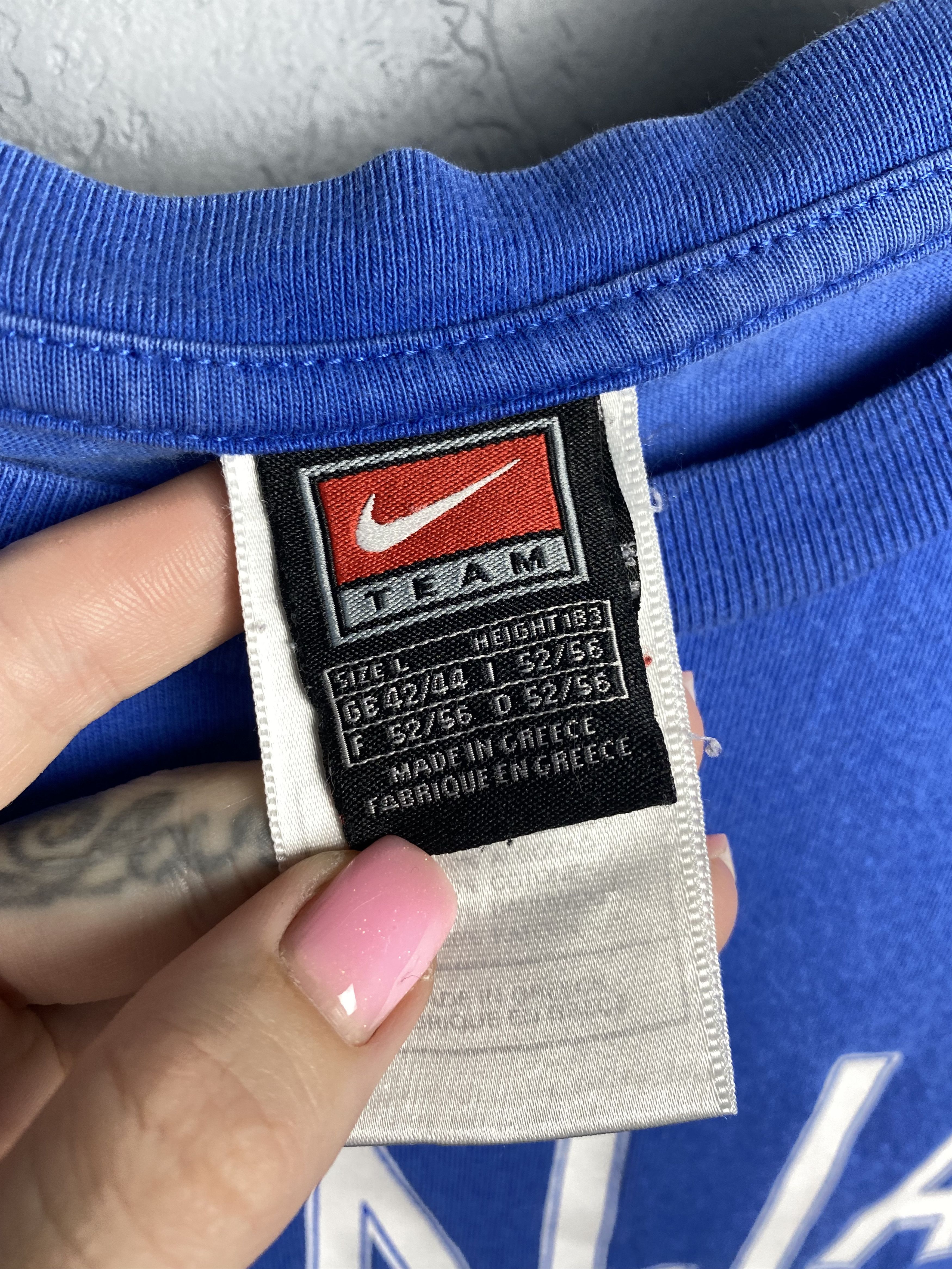 Nike Nike 2002 Vintage Totti 10 T-Shirt Y2K Tee Size US L / EU 52-54 / 3 - 4 Thumbnail