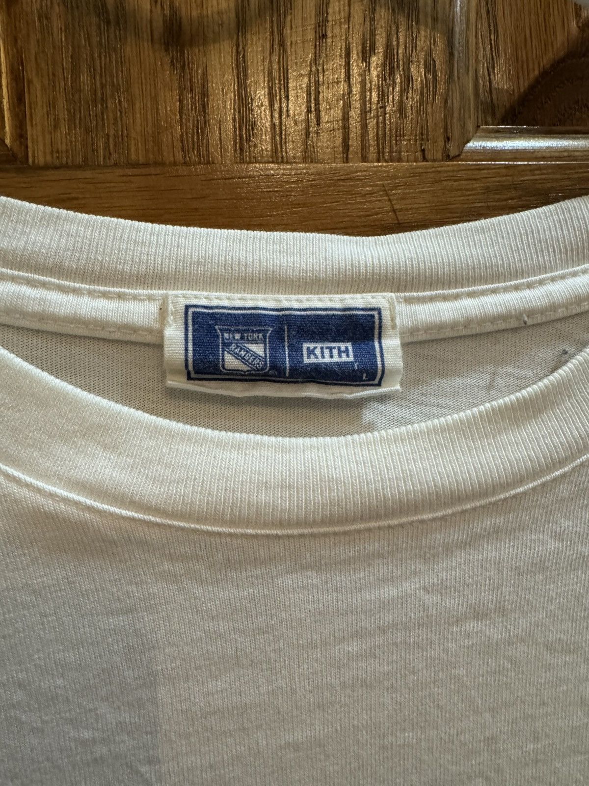 Kith Kith New York Rangers On Ice Vintage Tee Size US L / EU 52-54 / 3 - 3 Thumbnail