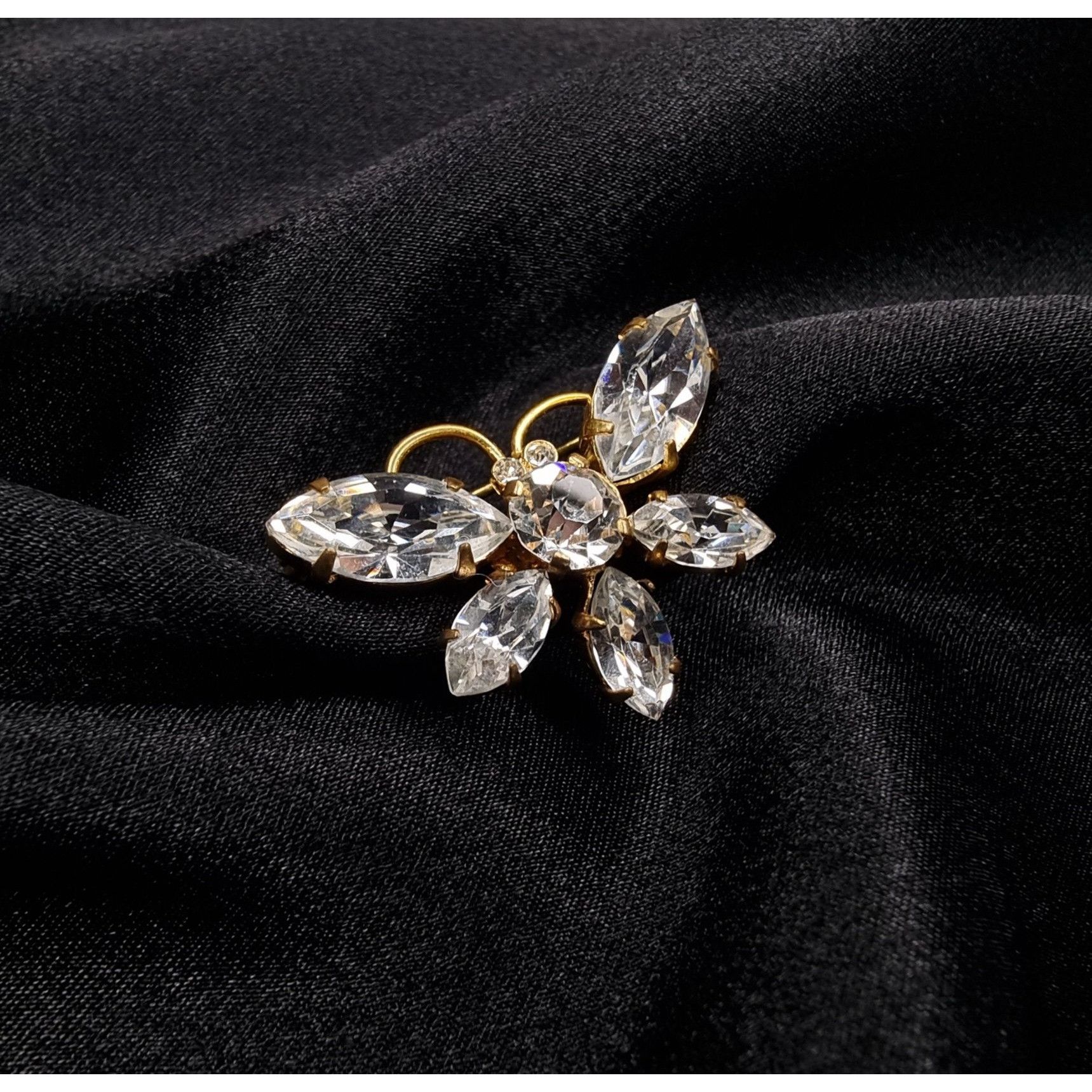 Vintage Vintage Made In Austria 1950s-60s Gold-Tone Brooch W/ Clear Size ONE SIZE - 3 Thumbnail