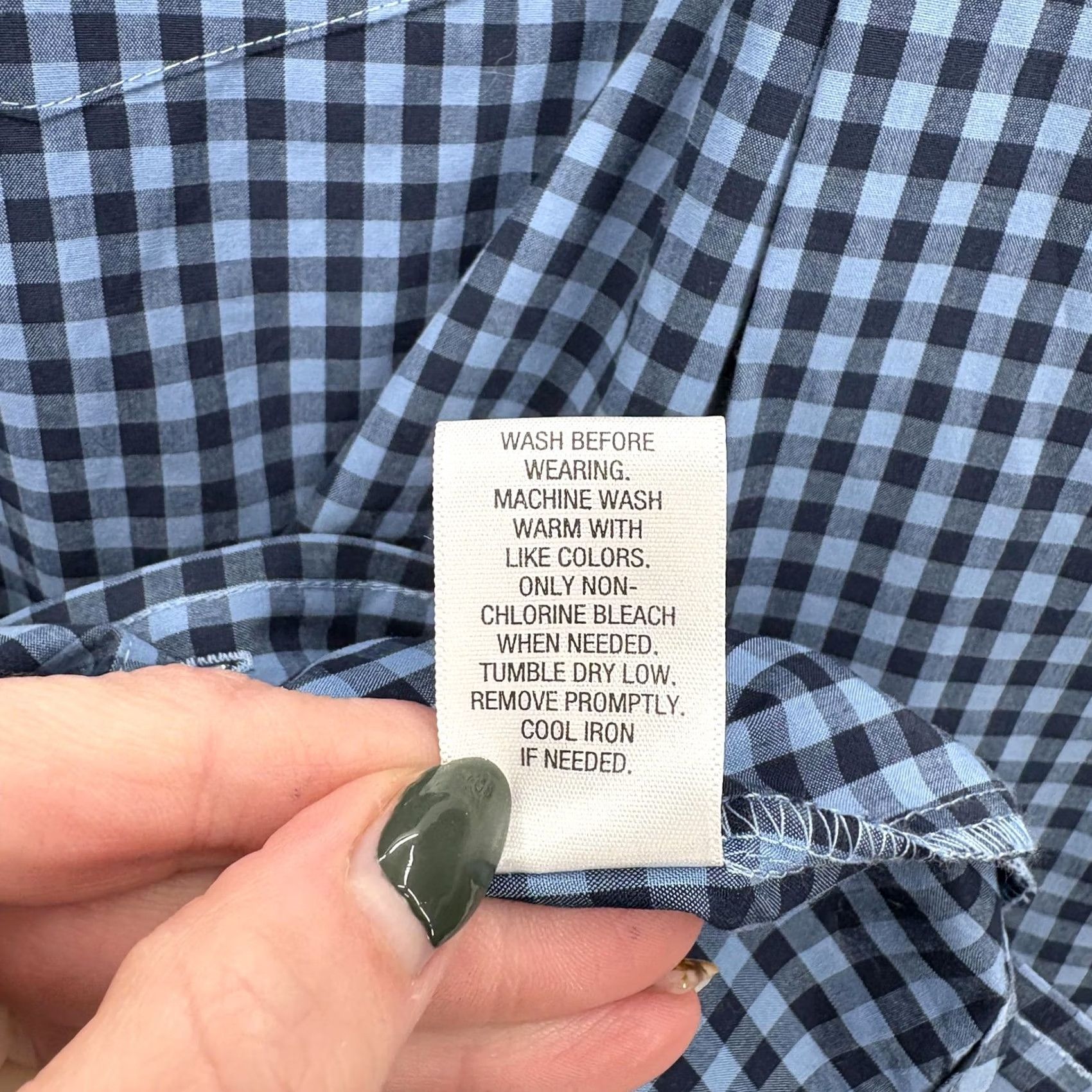 Croft & Barrow Croft & Barrow Shirt Mens Small Blue Gingham Easy Care Wrinkle Resistant NWT Size US S / EU 44-46 / 1 - 7 Thumbnail