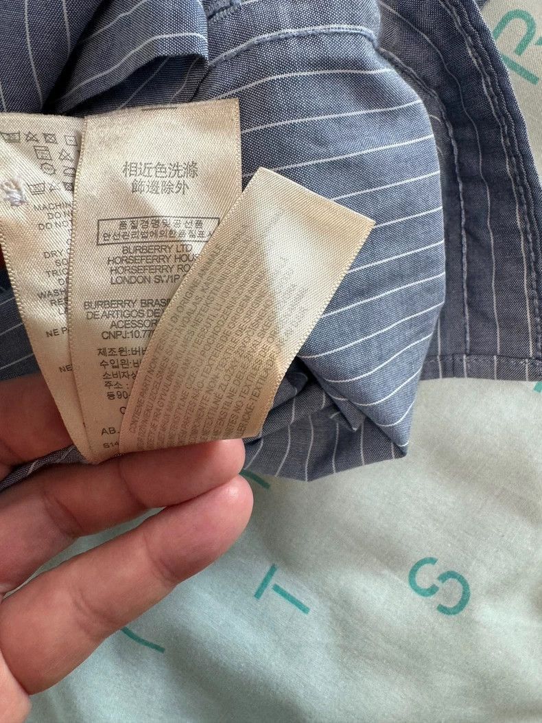 Burberry Burberry Men's Striped Button-Up Shirt XL-2507