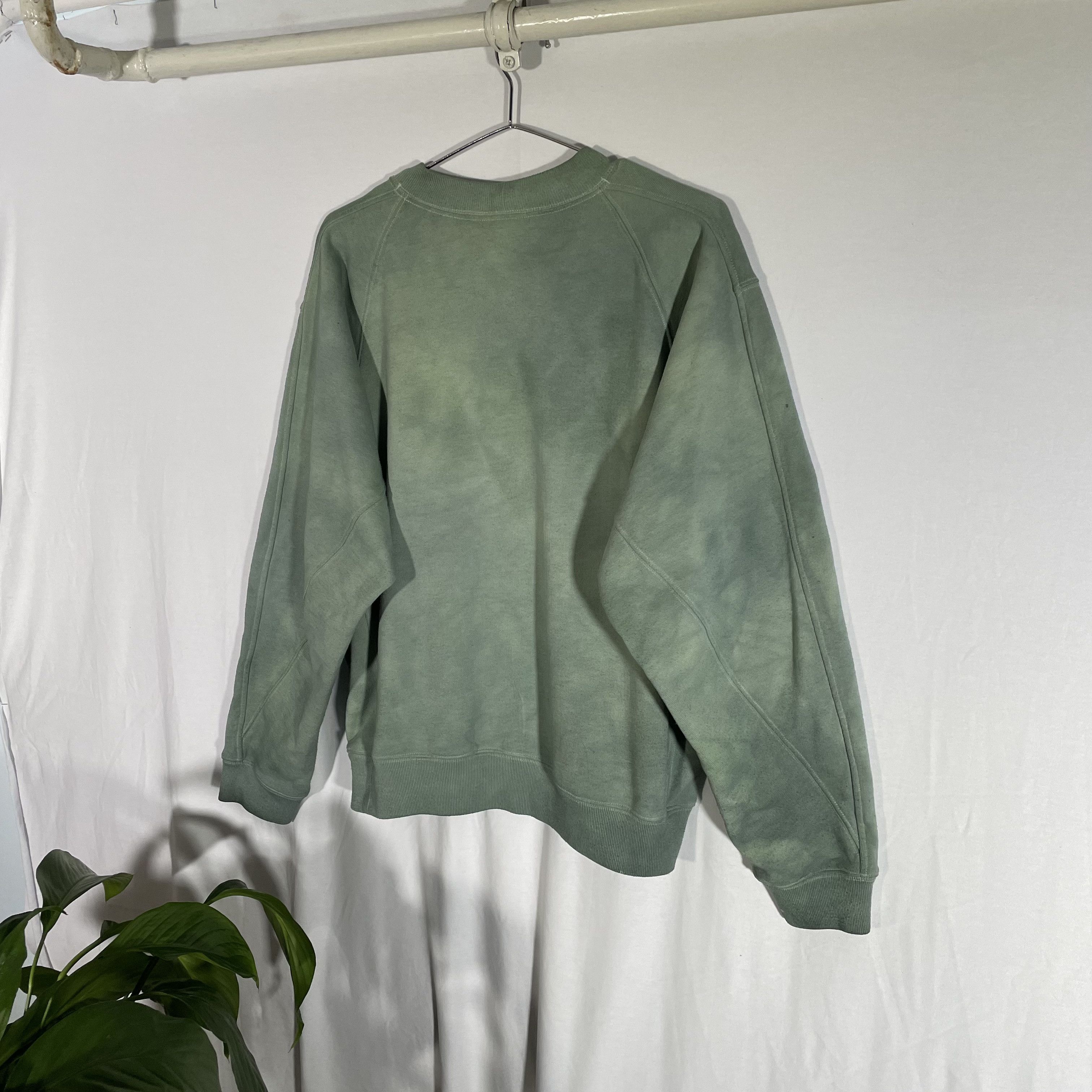 Uniqlo Uniqlo Green Sweatshirt Tiger alt rare y2k streetwear custom Size US M / EU 48-50 / 2 - 8 Thumbnail