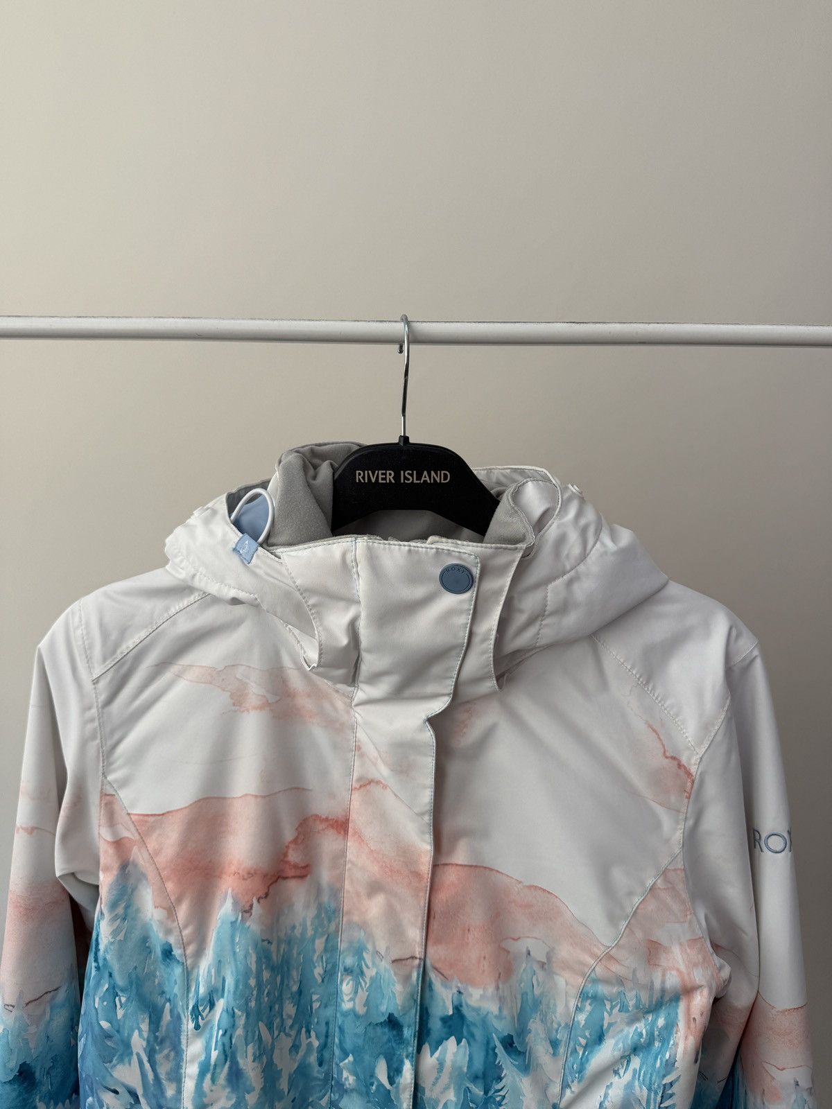 Other Vintage Roxy Women’s Ski Snow Jacket Hooded Waterproof Size S / US 4 / IT 40 - 3 Thumbnail