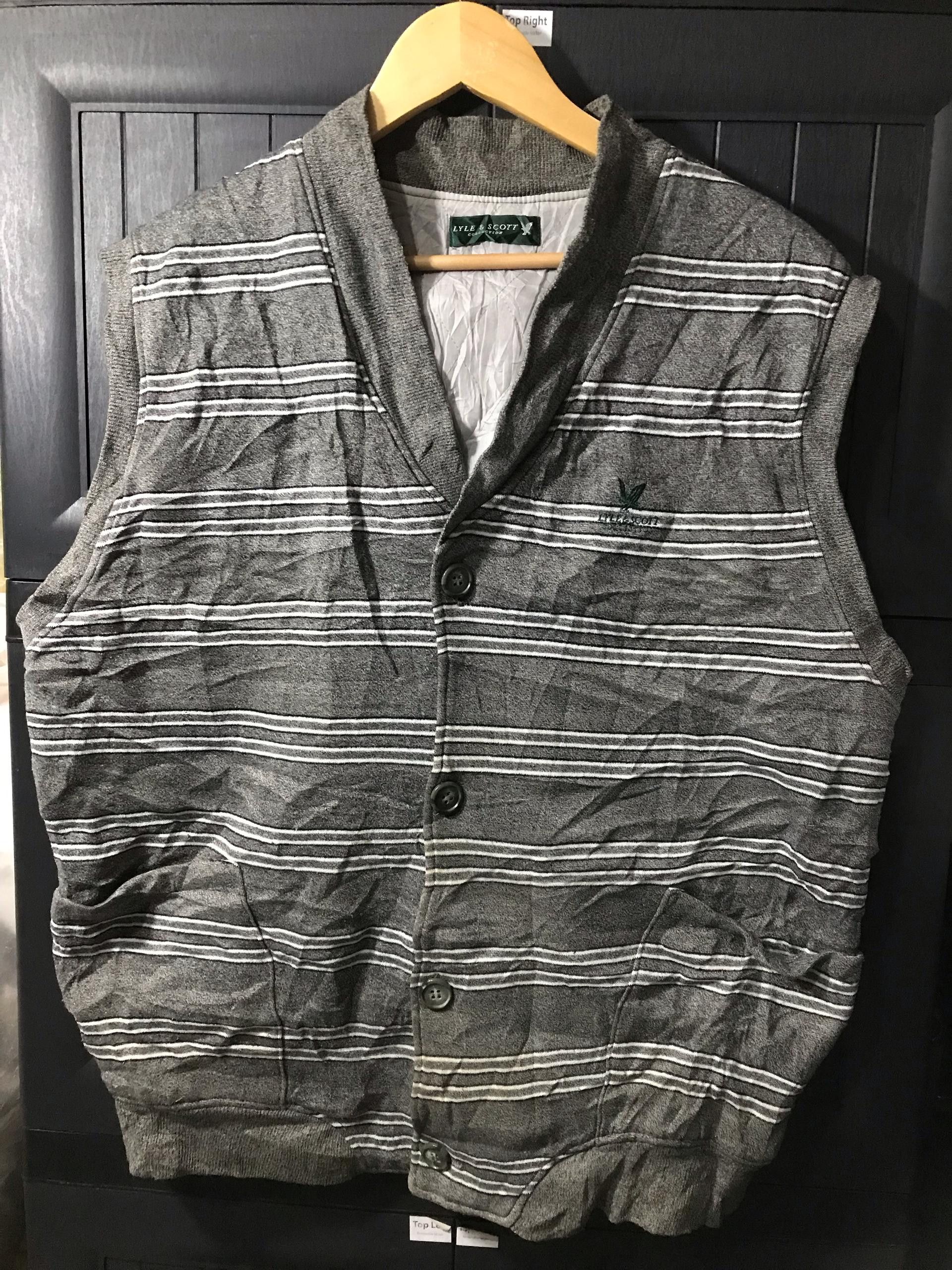 Lyle & Scott Lyle and Scott vintage vest Size US L / EU 52-54 / 3 - 1 Thumbnail