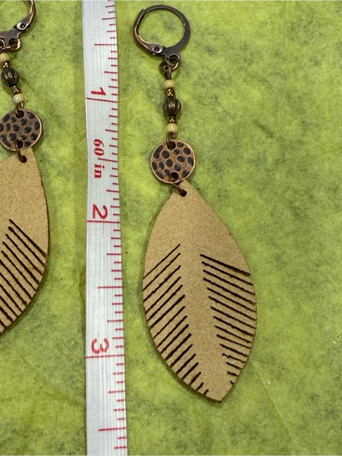 Other Feather leather bead metallic cutout dangle earrings neutral Size ONE SIZE - 3 Thumbnail
