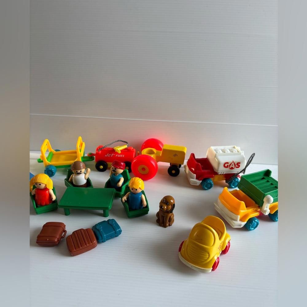 Designer Lot of 1952 Aviva Toy Cars and Trucks Size ONE SIZE - 2 Thumbnail