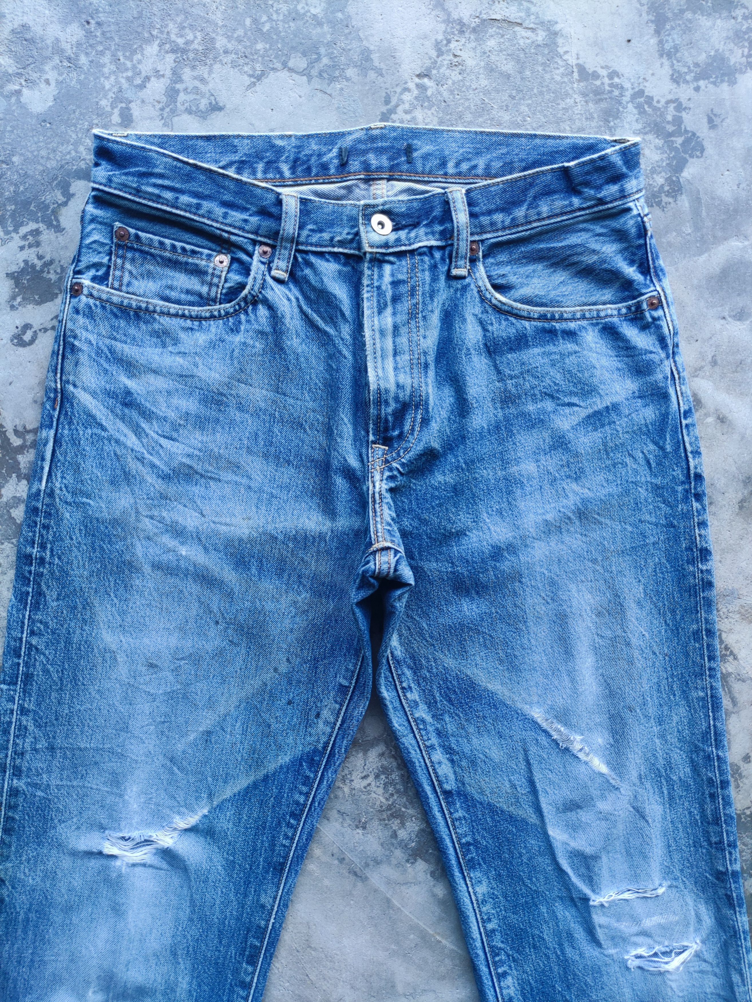 Japanese Brand Vintage Japanese Brand Distressed Faded Denim Pants Size US 33 - 3 Thumbnail
