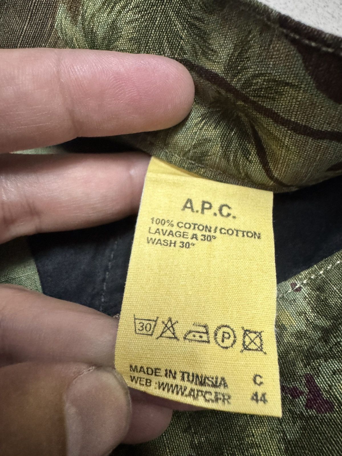 A.P.C. APC FULLPRINT HAWAII SHORTS PANTS Size US 33 - 4 Thumbnail