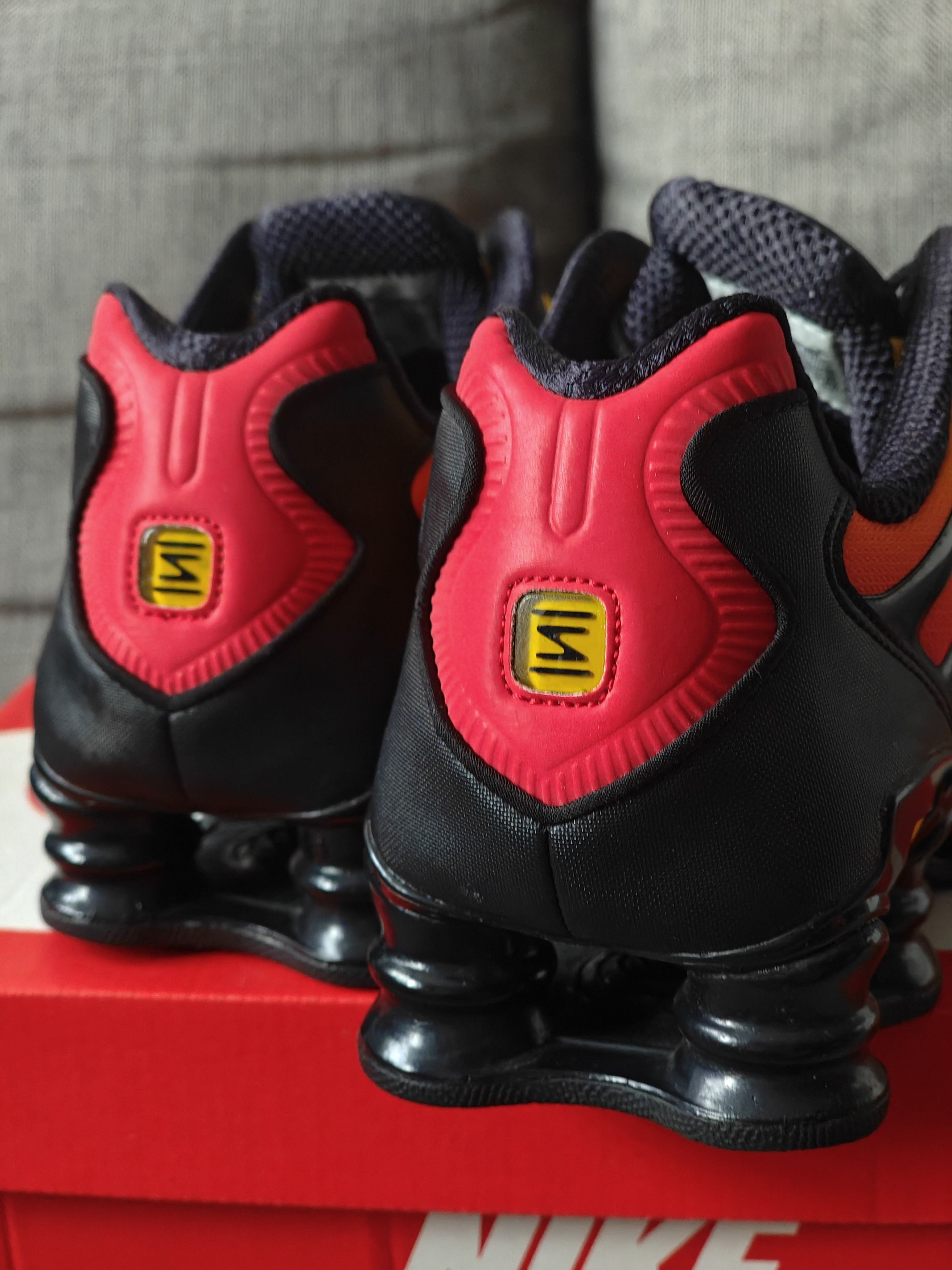 Nike Rare NIKE Shox TL "Sunrise Gradient" 44 Black Yellow Red Size US 10 / EU 43 - 3 Thumbnail