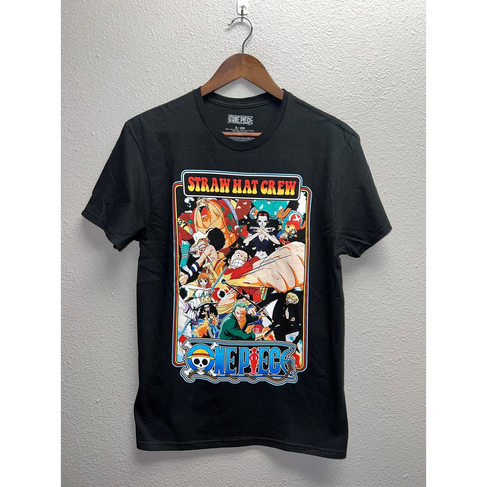 One Piece One Piece Straw Hat Crew Shirt Retro Characters Black Tee S Size US S / EU 44-46 / 1 - 1 Thumbnail