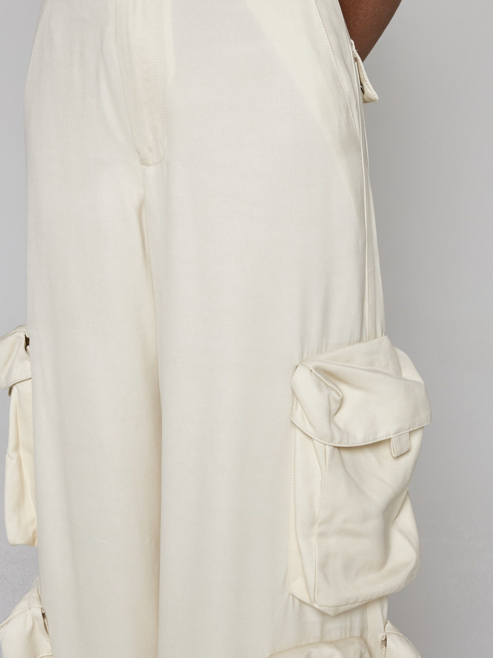 Amiri o1y0425 Casual Pant in Ivory Size 26" / US 2 / IT 38 - 5 Thumbnail