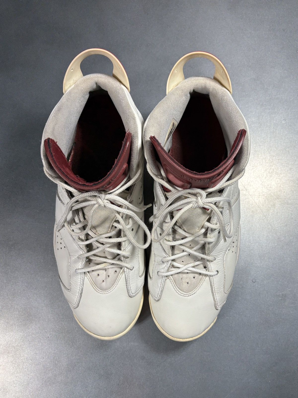 Jordan Brand 2015 Jordan 6 Maroon Air Jordan VI Retro 384664-116 Mens 11 Size US 11 / EU 44 - 9 Thumbnail
