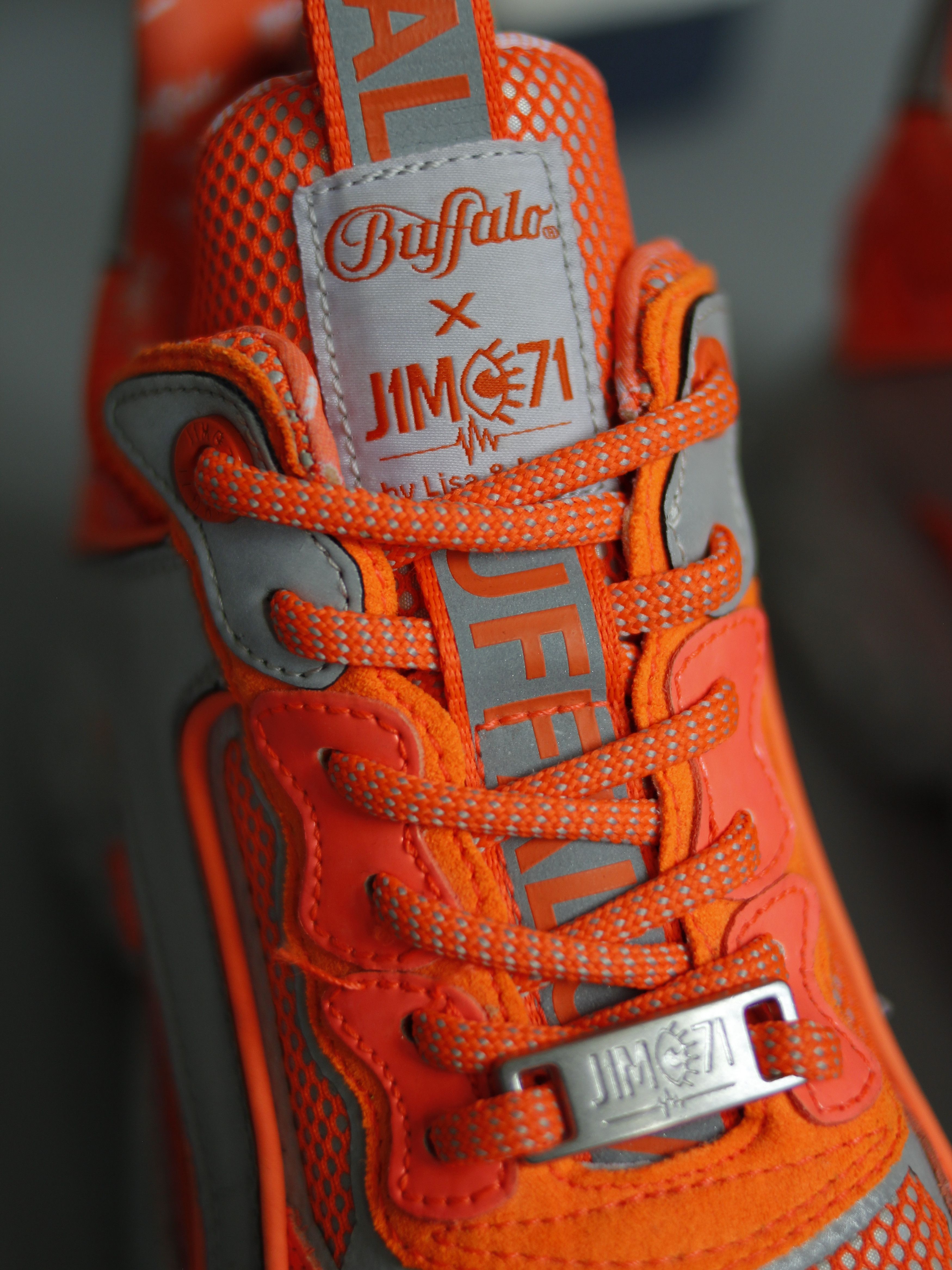 Buffalo London BUFFALO JIMO71 REFLECTIVE ORANGE SNEAKERS HIGH SOLE Size US 6.5 / IT 36.5 - 4 Thumbnail