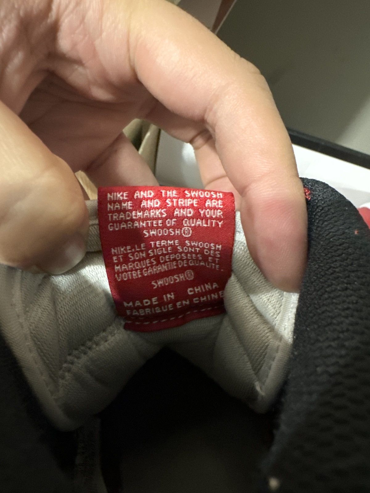 Jordan Brand × Nike Jordan 1 Chicago Size US 10.5 / EU 43-44 - 18 Thumbnail