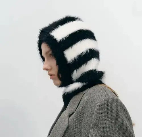 Handmade × Japanese Brand Streetwear Fluffy Striped Balaclava Hat Unisex Size ONE SIZE - 2 Thumbnail