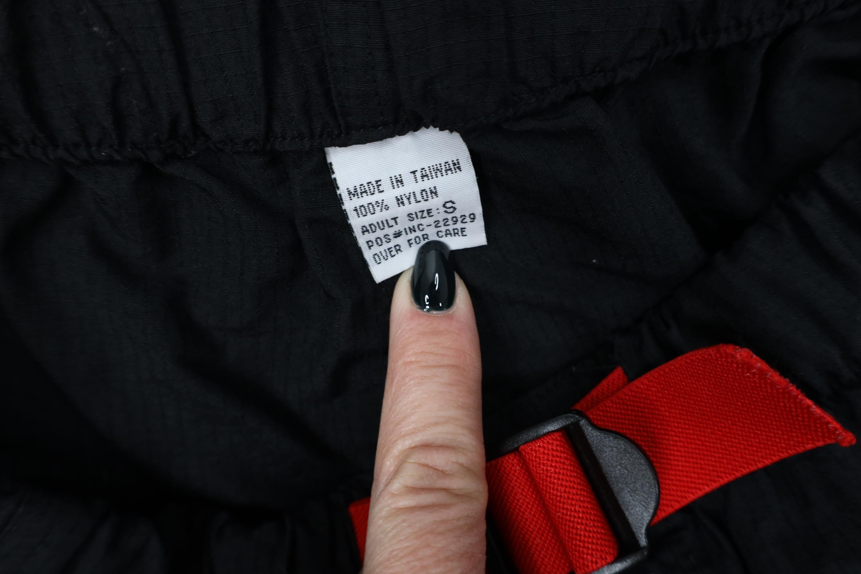 Marlboro Vintage 90s Marlboro Above Knee Belted Trekking Cargo Shorts Size US 30 / EU 46 - 6 Thumbnail