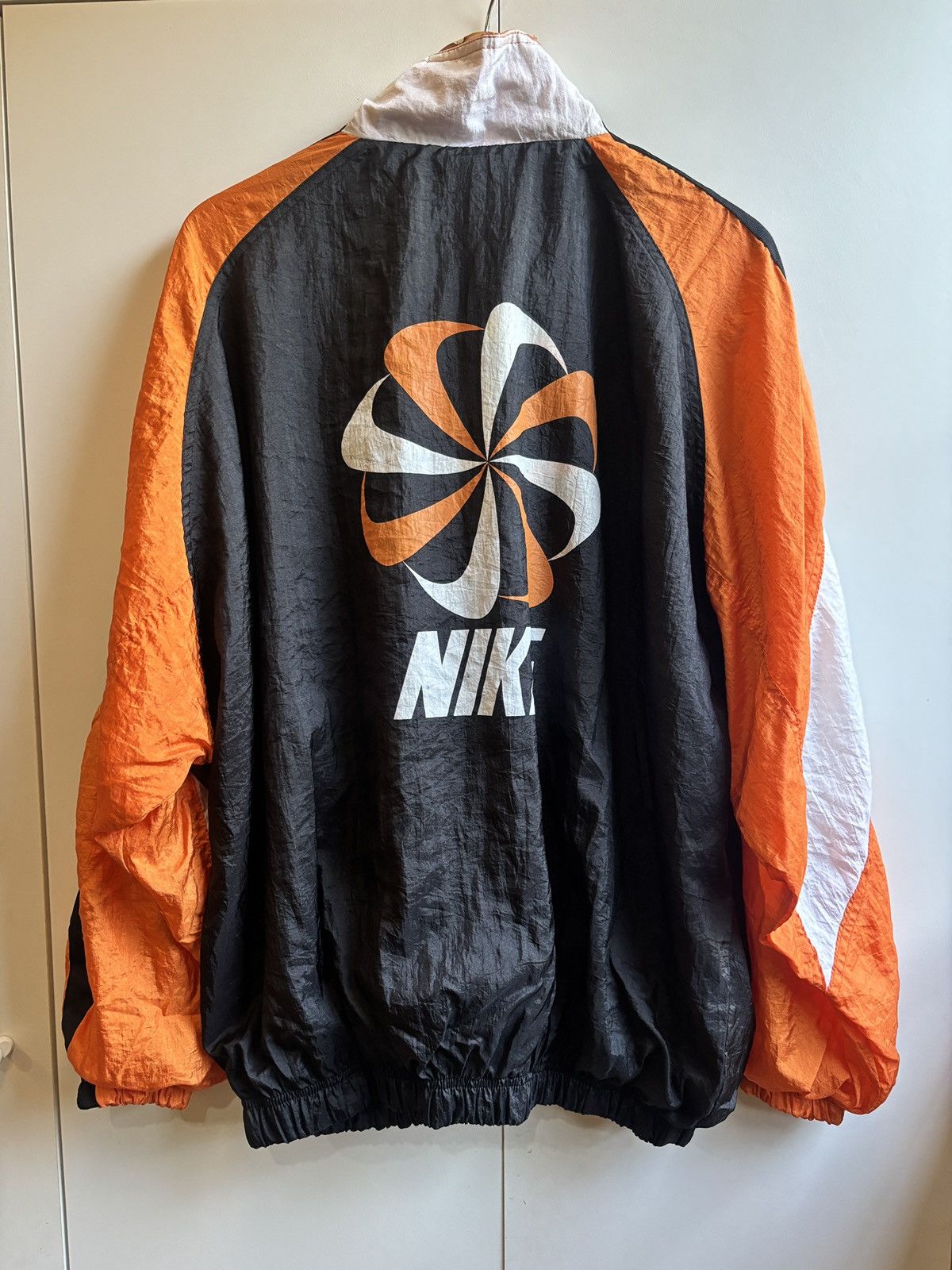 Nike 90s Nike Pinwheel Windbreaker Size US XL / EU 56 / 4 - 1 Thumbnail