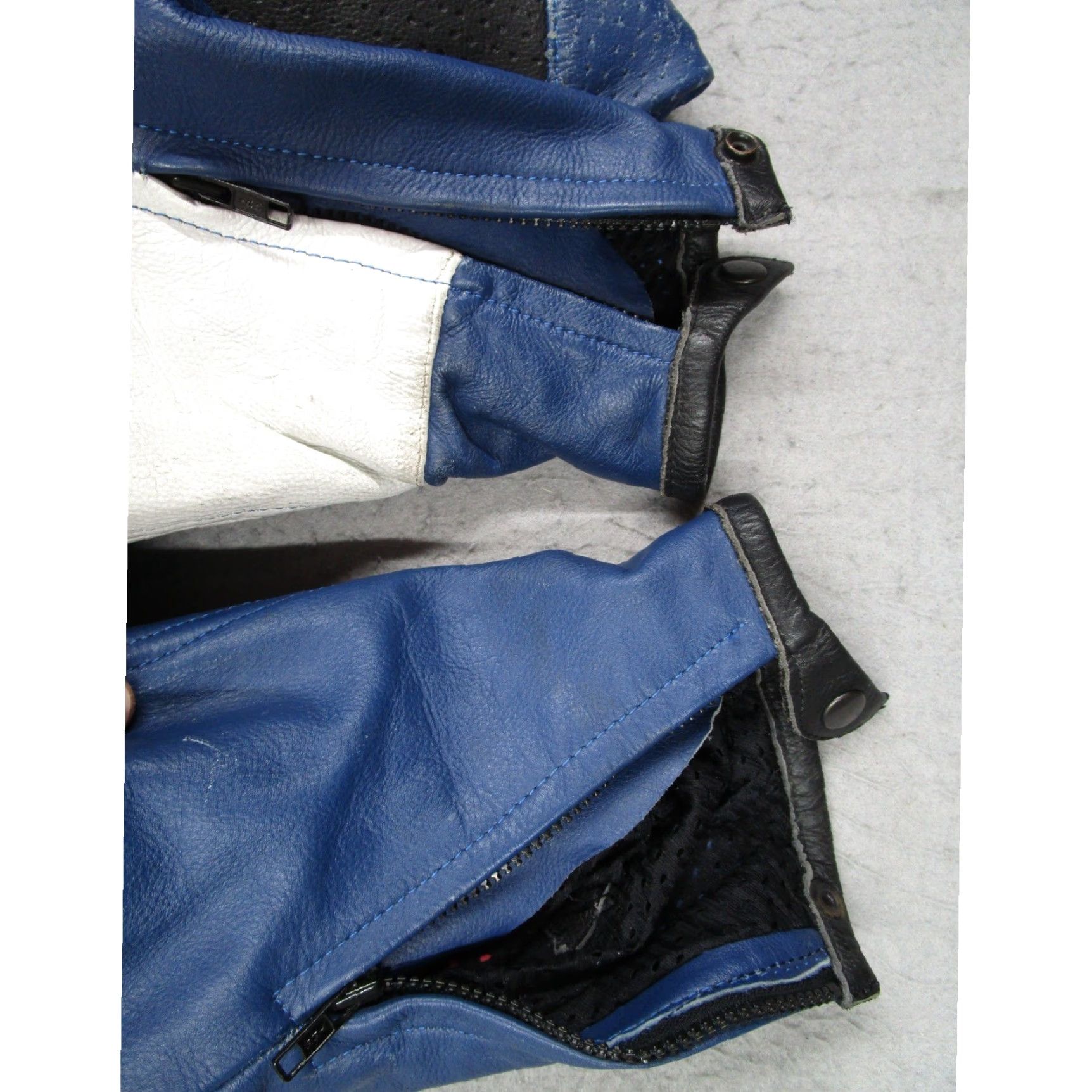 Vintage Yoshimura Racewear by Pilot Motorcycle Jacket Mens Leather Racing Suit Blue White 48 Size 48R - 7 Thumbnail