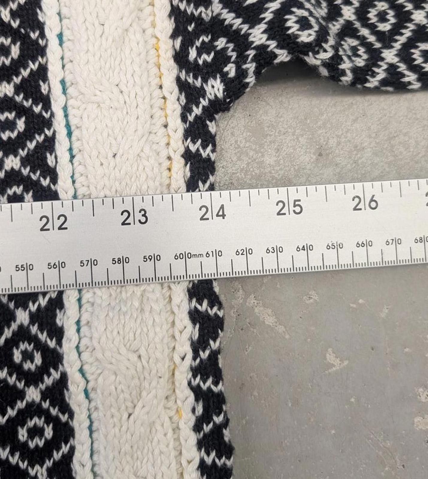 Greg Norman Vintage Greg Norman 3D Knit Black and White Cable Sweater Size US L / EU 52-54 / 3 - 7 Thumbnail
