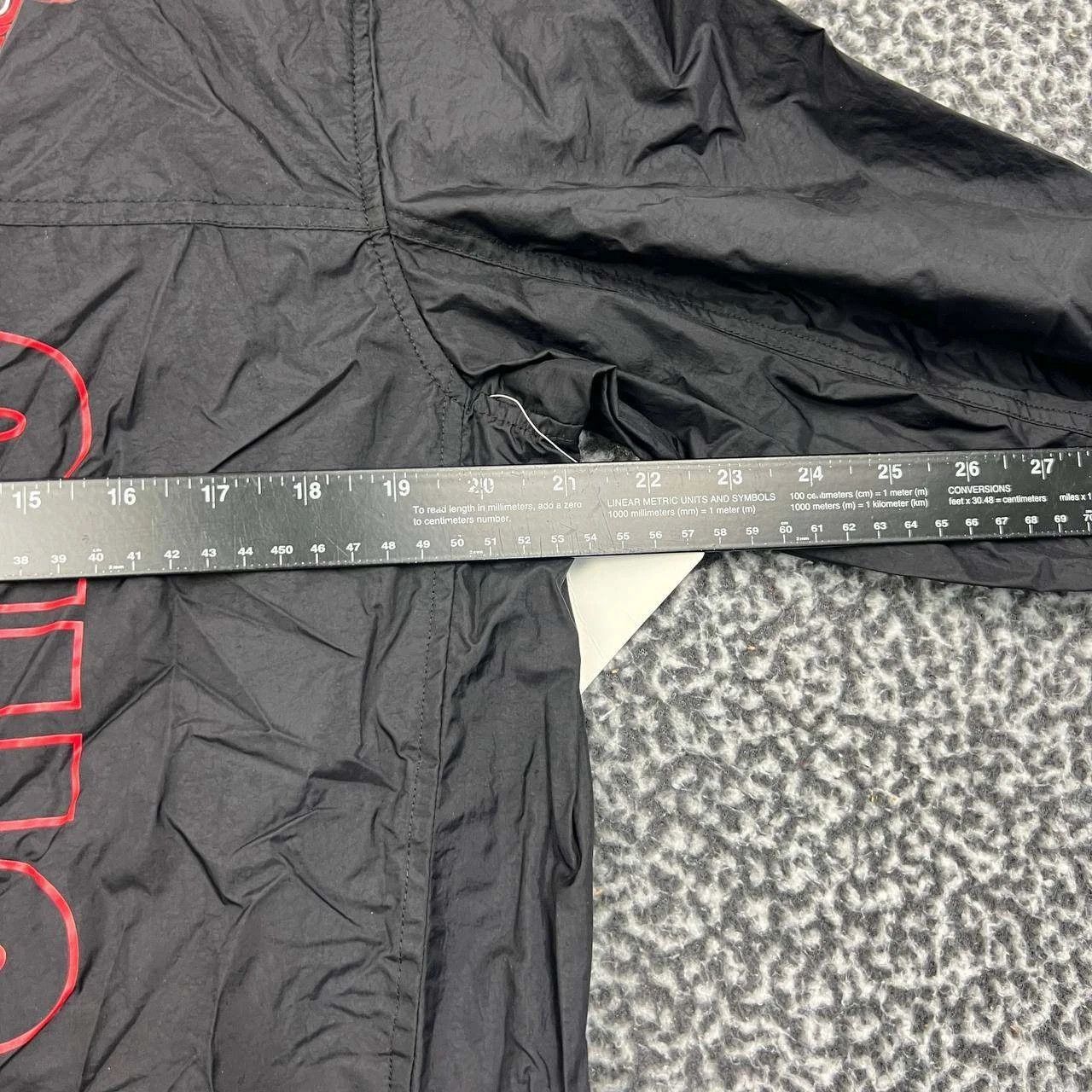 Other Chicago Bulls Windbreaker Jacket L NBA Full Zip Long Sleeve Size US L / EU 52-54 / 3 - 5 Thumbnail