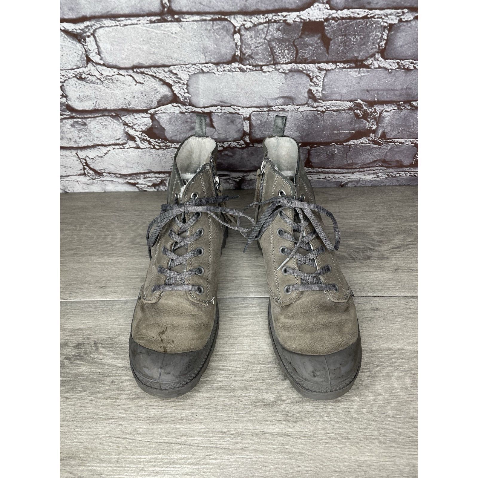 Palladium Palladium Pampa Gray Leather Lace Up Lined Combat Boots Wome Size US 7.5 / IT 37.5 - 2 Thumbnail