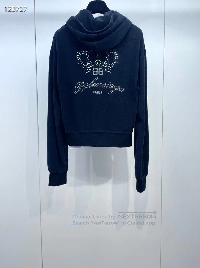 Balenciaga Balenciaga Crown Rhinestone Long Sleeve Hoodie Size XS / US 0-2 / IT 36-38 - 1 Thumbnail