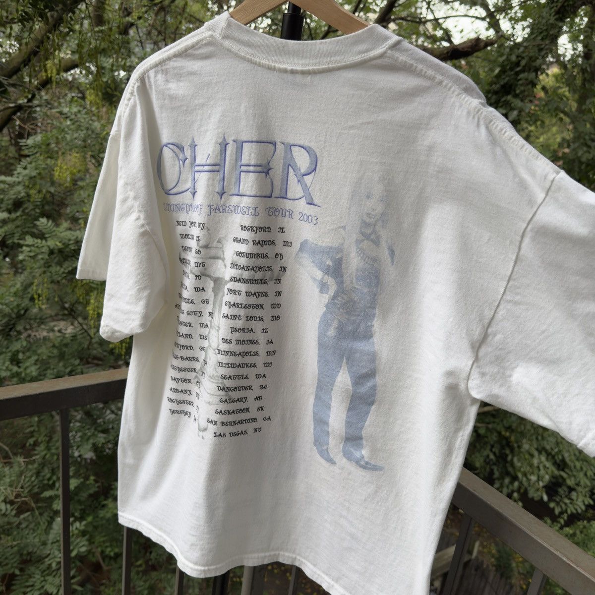 Band Tees Vintage 2003 Cher Tour Shirt Band Tee ERD Grunge Chrome Size US XL / EU 56 / 4 - 4 Thumbnail