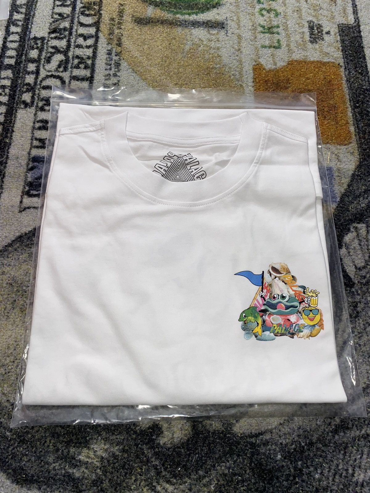 Palace Palace P Sea Tri Ferg T-Shirt Size US XXL / EU 58 / 5 - 1 Thumbnail
