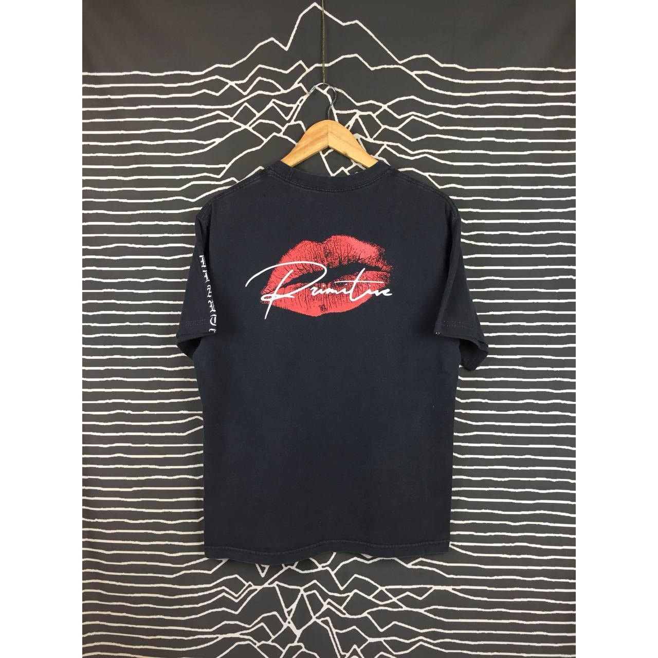 Primitive Primitive Skateboarding Lover Sexy Lips Graphic Tee Size M Size US M / EU 48-50 / 2 - 2 Thumbnail