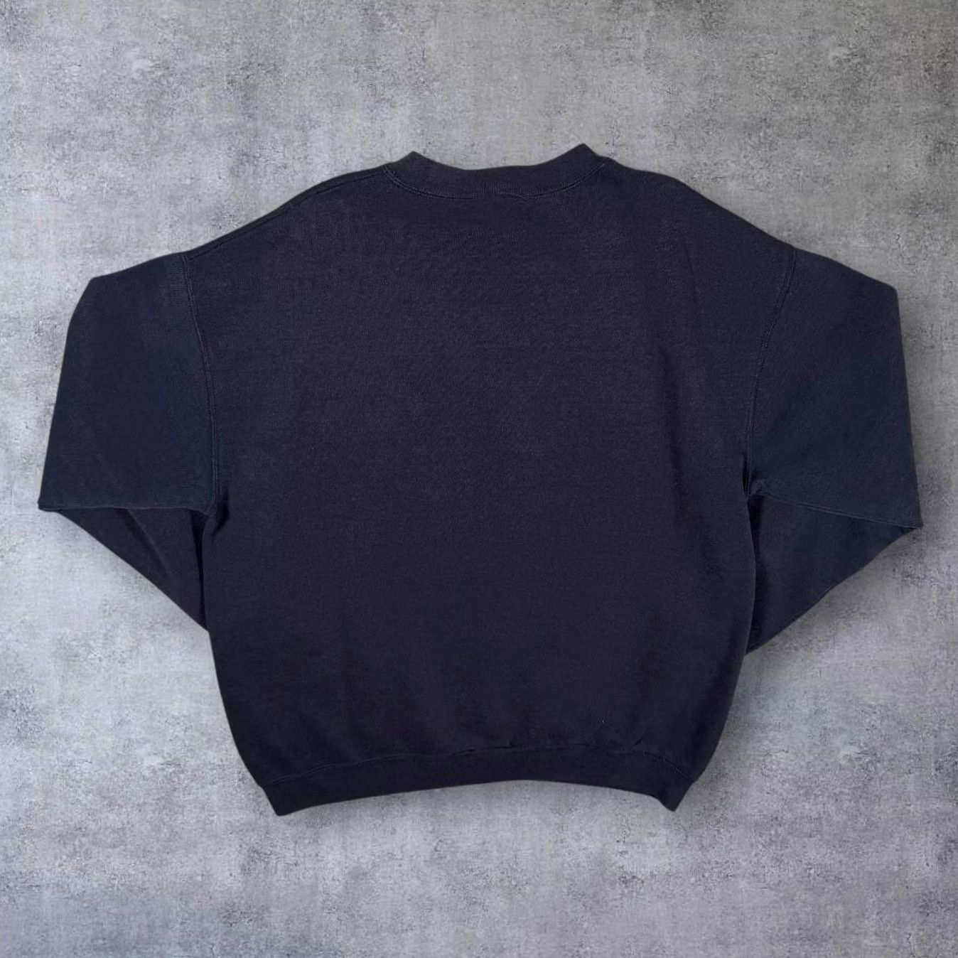 Disney VINTAGE Walt Disney World Embroidered Mini Logo Faded Navy Blue Sweatshirt Large Mens L Pullover Shirt Hoodie? Size US L / EU 52-54 / 3 - 2 Thumbnail