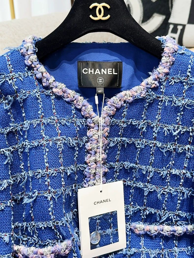 Chanel Chanel 23C early spring show blue mixed color four-pocket Size S / US 4 / IT 40 - 4 Thumbnail
