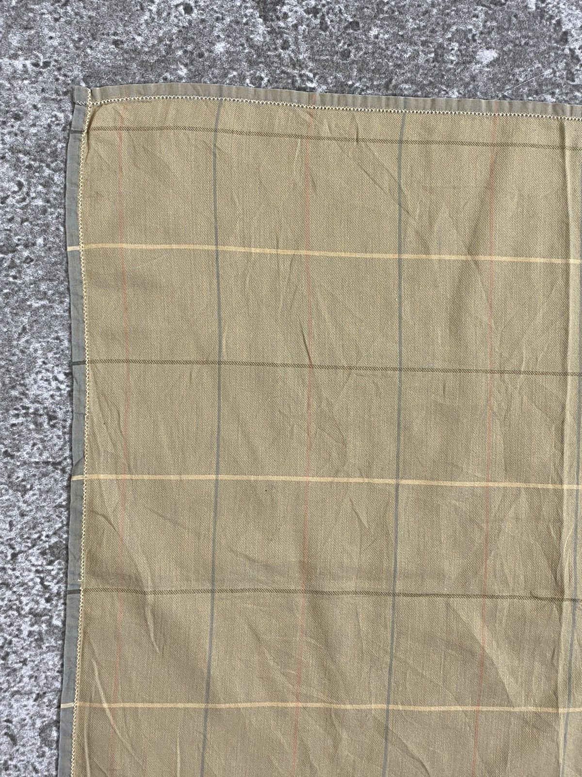 Burberry Burberrys Handkerchief / Bandana / Neckerchief Size ONE SIZE - 4 Thumbnail