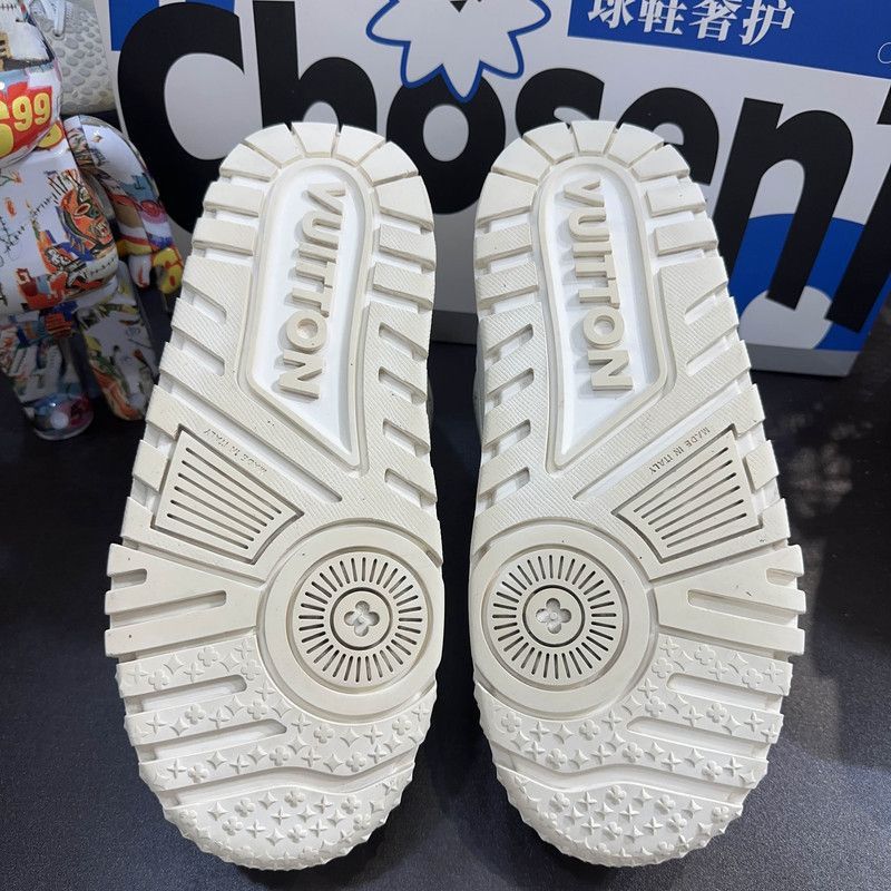 Louis Vuitton Louis Vuitton Trainer Maxi Low-Top Sneakers -2508 Size US 9 / EU 42 - 2 Thumbnail