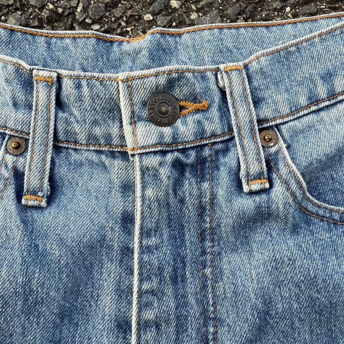 Levi's Vintage Clothing VINTAGE 93' LEVI'S W509 FADED RIPPEP DENIM JEAN PANTS Size US 29 - 8 Thumbnail