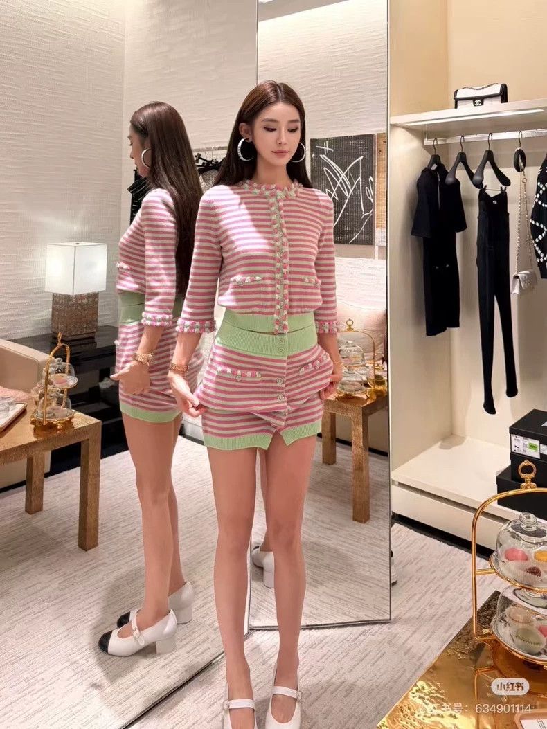 Chanel Chanel 25s new pink green striped lace knitted cardigan ja Size XS / US 0-2 / IT 36-38 - 7 Thumbnail