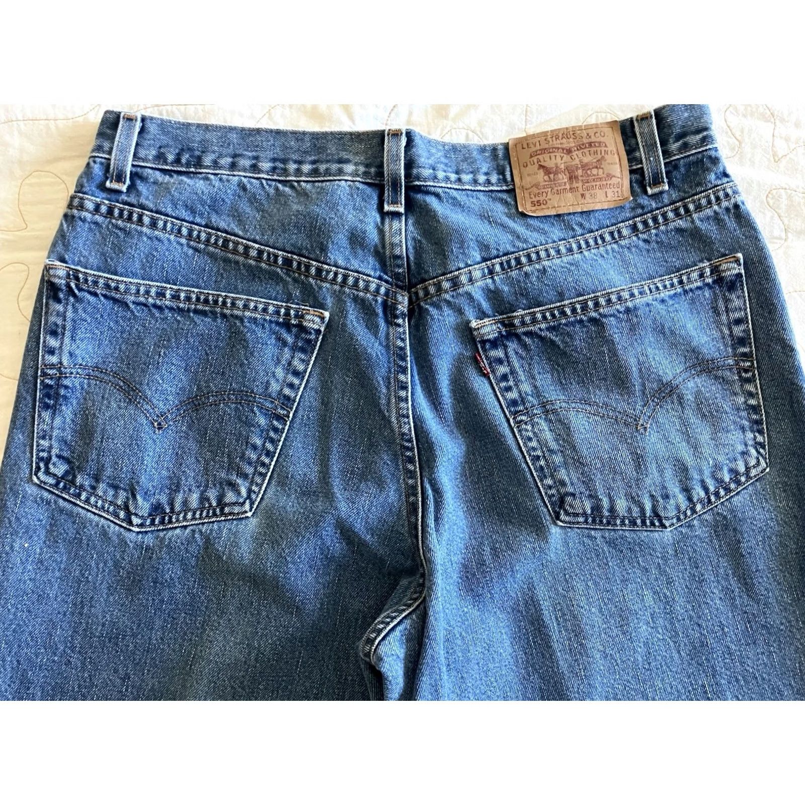Levi's VINTAGE Levi’s 550 Jeans Relaxed Fit Medium Wash Jeans 36 Men Size US 36 / EU 52 - 4 Thumbnail