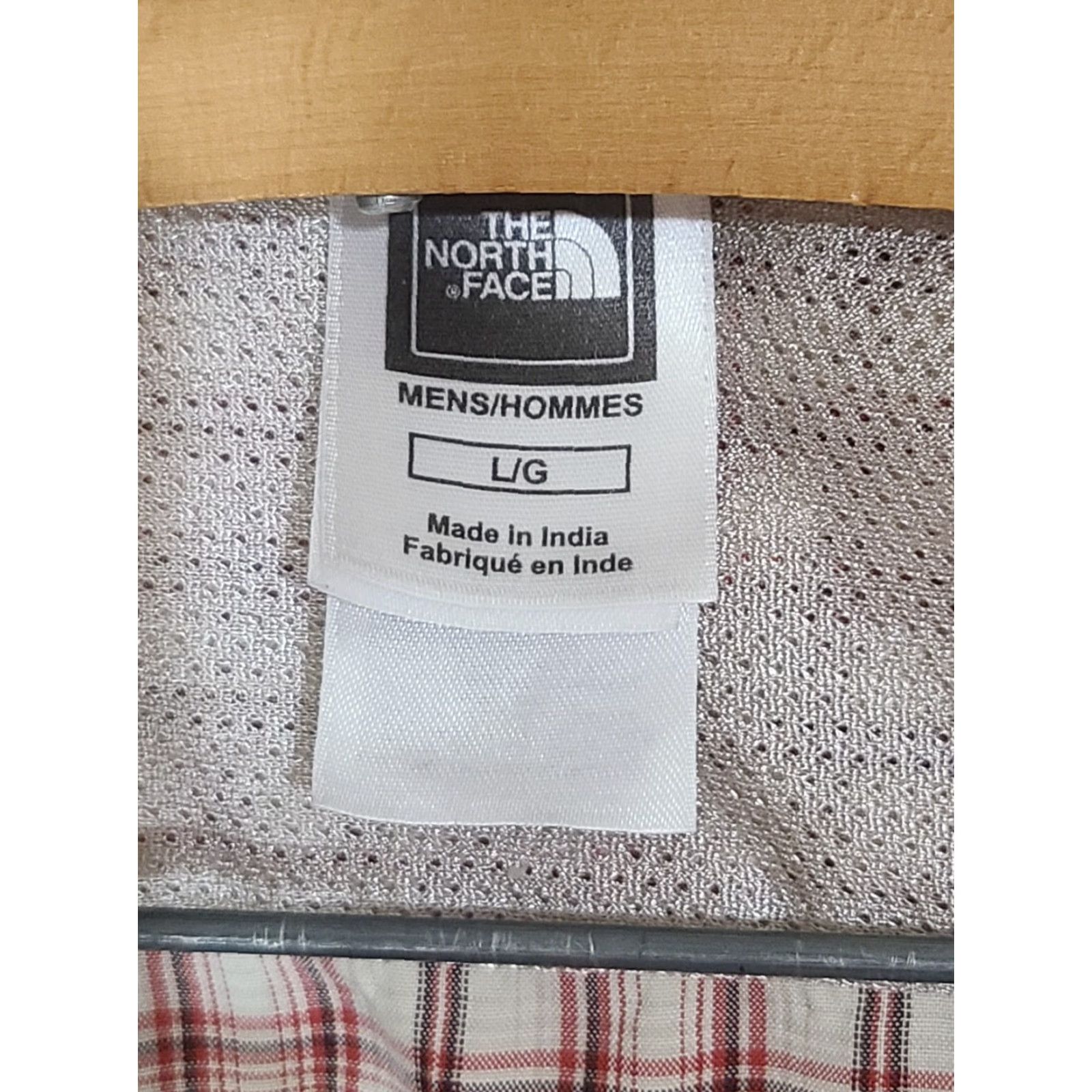 The North Face The North Face Men's Red Plaid Short Sleeve Button Down Shirt L Large Size US L / EU 52-54 / 3 - 2 Thumbnail